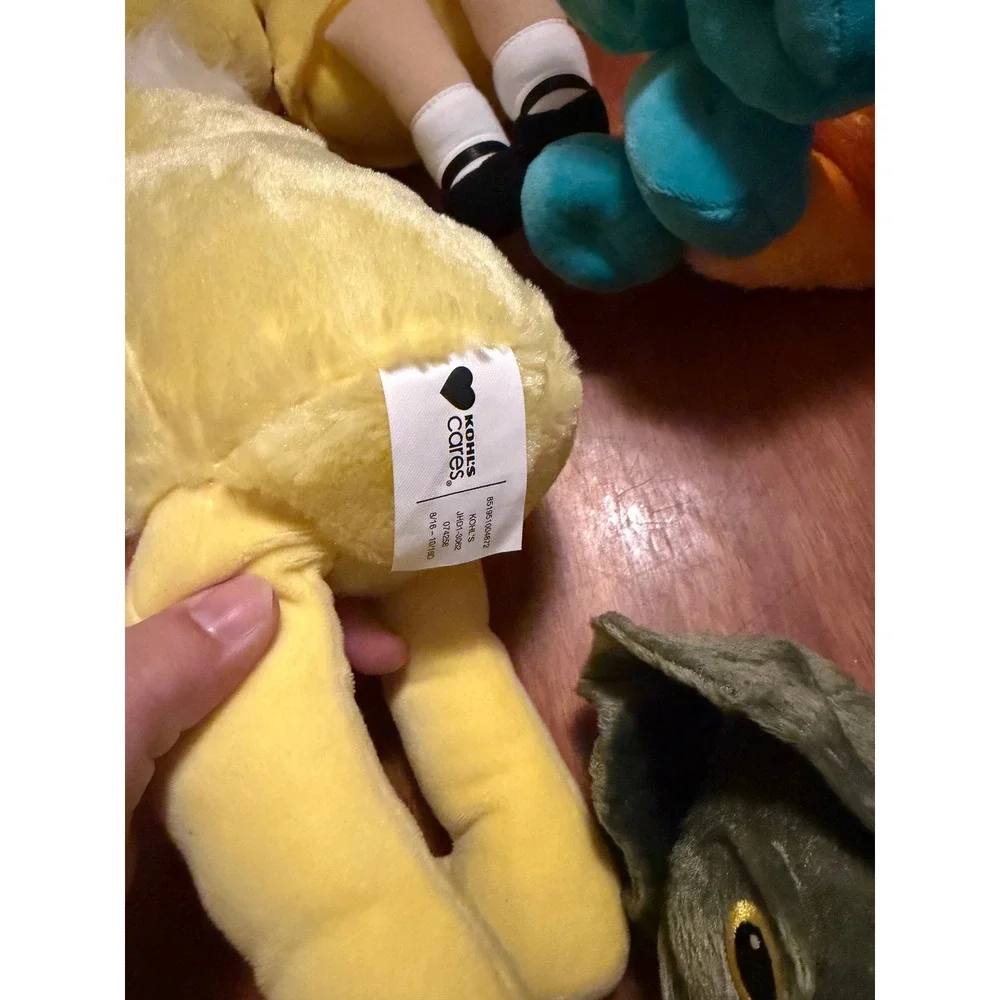 Kohls Cares Plush Lot 5 Dr Seuss Madeline Frederick Mouse Three Little Dinosaurs